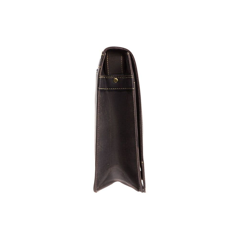 Messenger Bag  in Oil Brown Harvard L