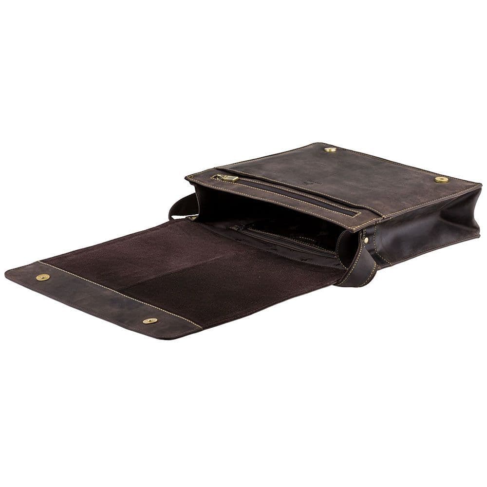 Messenger Bag  in Oil Brown Harvard L